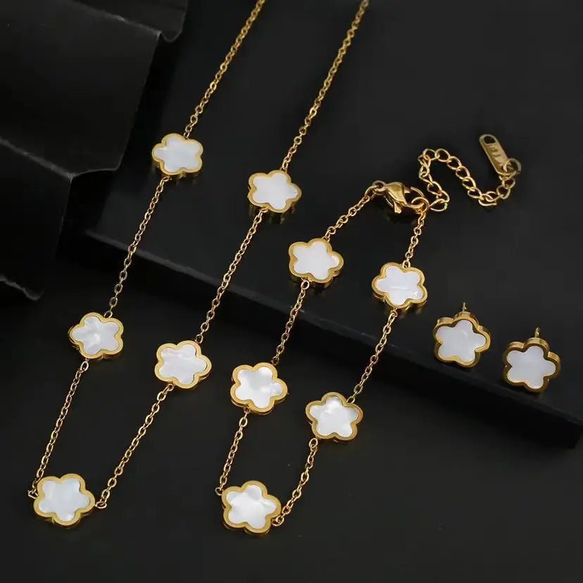 2025 Hot Sale Luxury Plum Five-Leaf Flower Set Bracelet Necklace Classic Simple Women Jewelry Set Suitable For Daily Party Wear - Tara's Tiny Treasures