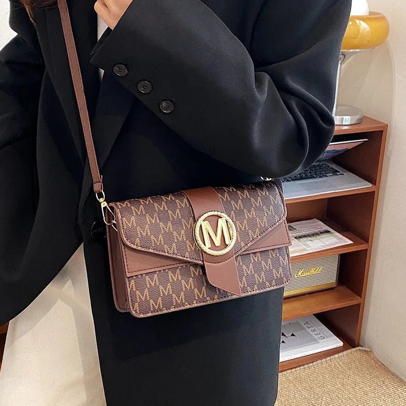 2025 New Retro Simple Fashion Shoulder Bag Premium Messenger Bag French Niche Small Square Bag - Tara's Tiny Treasures