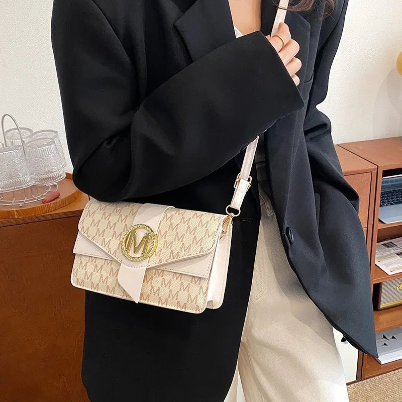 2025 New Retro Simple Fashion Shoulder Bag Premium Messenger Bag French Niche Small Square Bag - Tara's Tiny Treasures