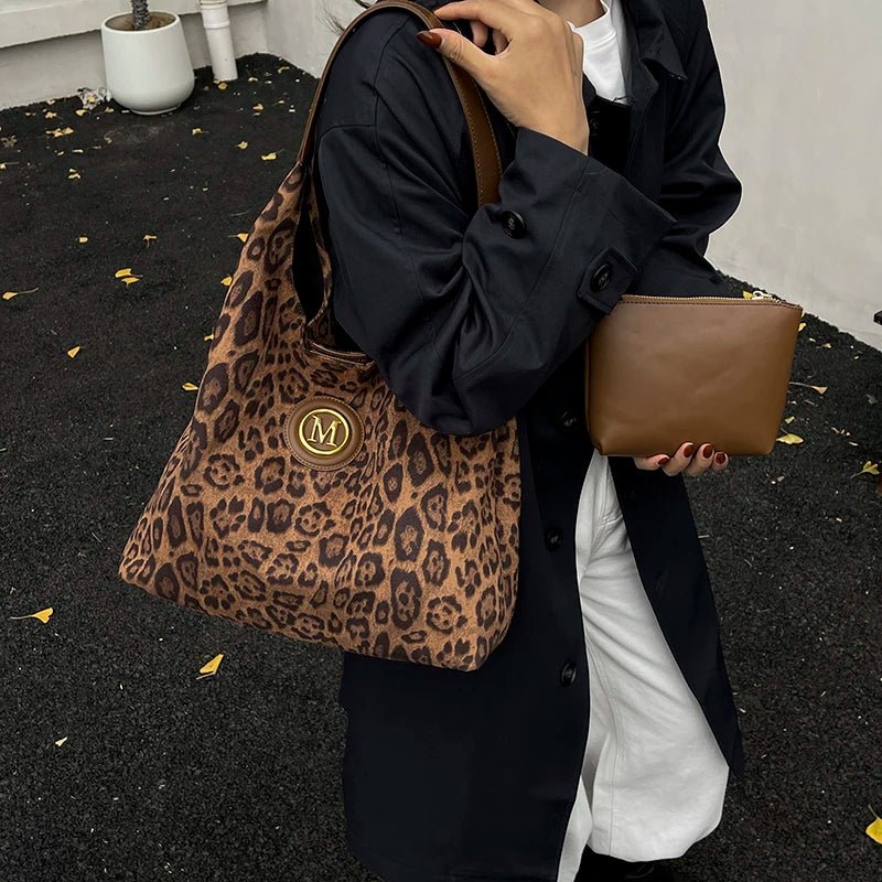 2025 Winter New Fashion Casual Togs Faux Suede Solid Color Large Capacity Shoulder Bags Durable Daily Commuting Women's Handbags - Tara's Tiny Treasures