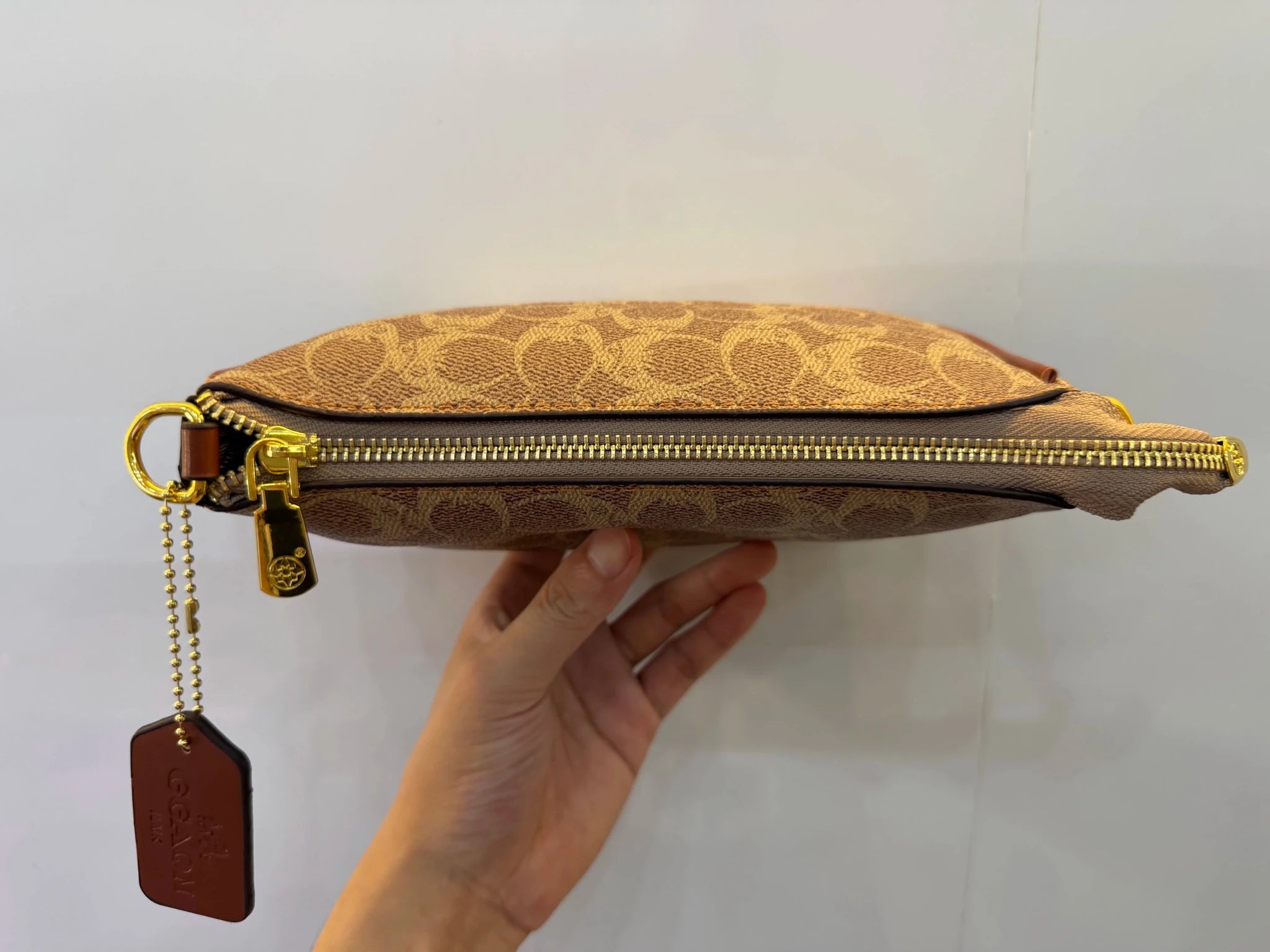 26 New Elegant Women's Underarm Bag, PU Leather Luxury Shoulder Crossbody Handbag for Work, Date & Daily Outfit - Tara's Tiny Treasures