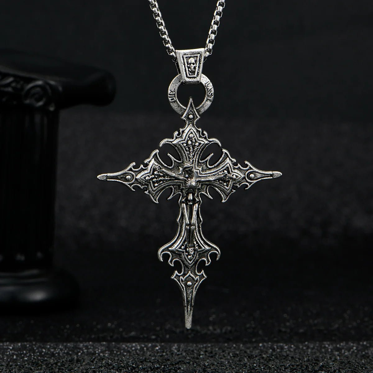 A Fashionable and Personalized Retro Gothic Nail Cross Skull Cross Pendant Necklace Halloween Necklace - Tara's Tiny Treasures