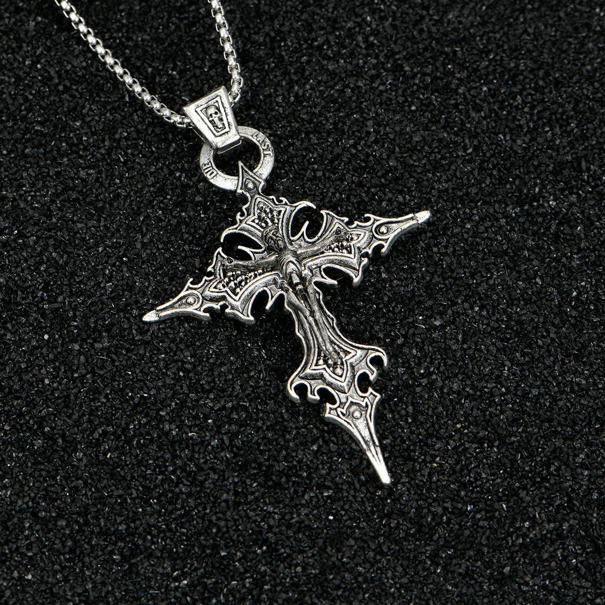 A Fashionable and Personalized Retro Gothic Nail Cross Skull Cross Pendant Necklace Halloween Necklace - Tara's Tiny Treasures