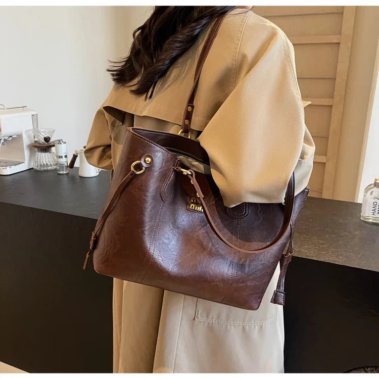 Fall/Winter Luxury Retro With Zipper Large Capacity Bag for Women 2025 New Fashion Commuting Shoulder Bag High-end Tote Bag - Tara's Tiny Treasures