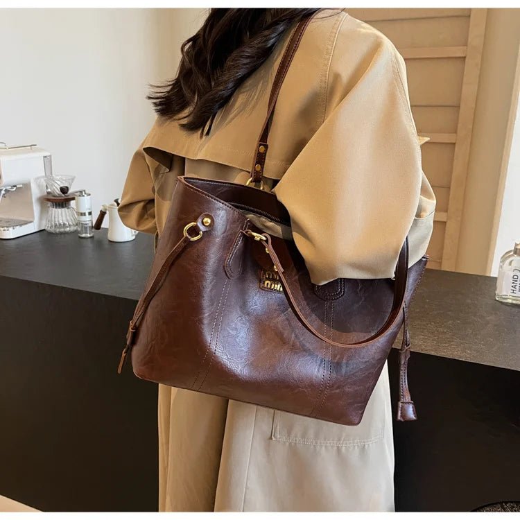 Fall/Winter Luxury Retro With Zipper Large Capacity Bag for Women 2025 New Fashion Commuting Shoulder Bag High-end Tote Bag - Tara's Tiny Treasures
