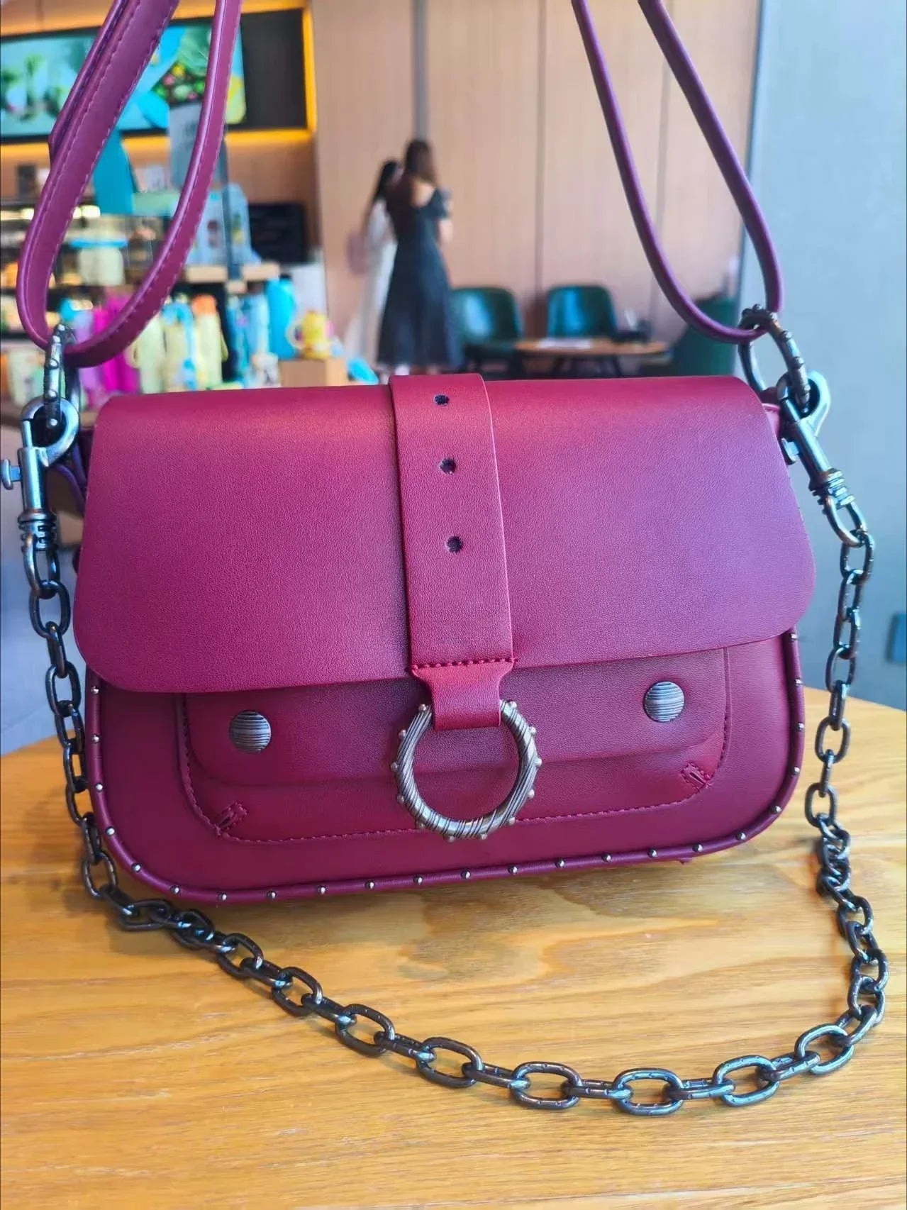 Fashion rivet chain small square bag - Women's crossbody bag with shoulder strap. New trendy street style bag with rivets. - Tara's Tiny Treasures
