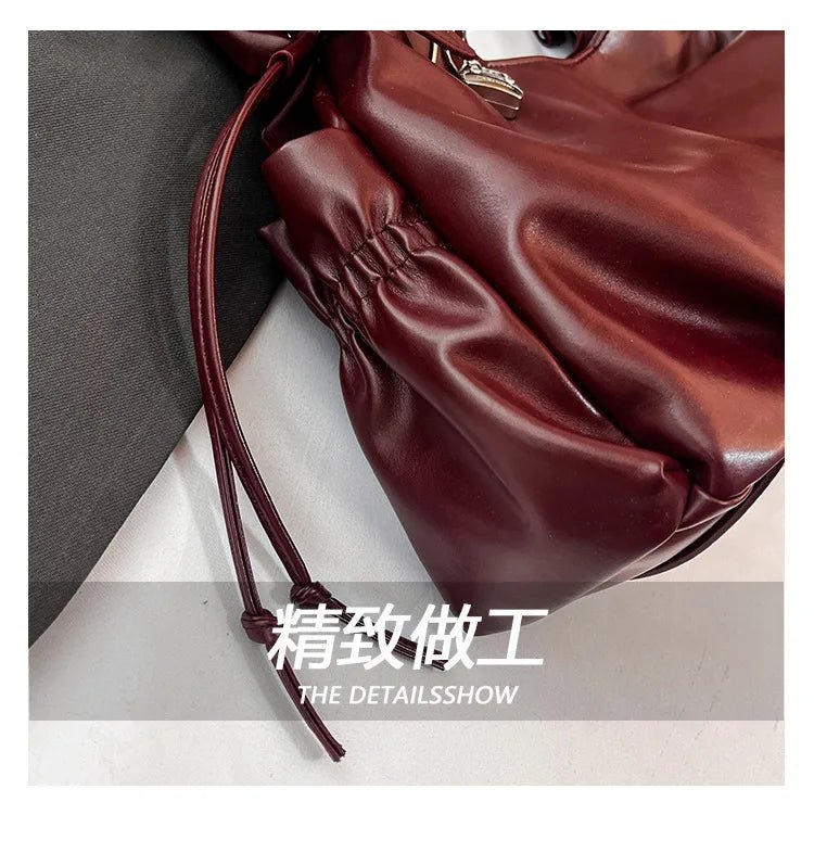 Fashionable Brand Design Tote Bag New Retro Shoulder Bag Casual Large-capacity Crossbody Bags Light Luxury High-end Women's Bags - Tara's Tiny Treasures