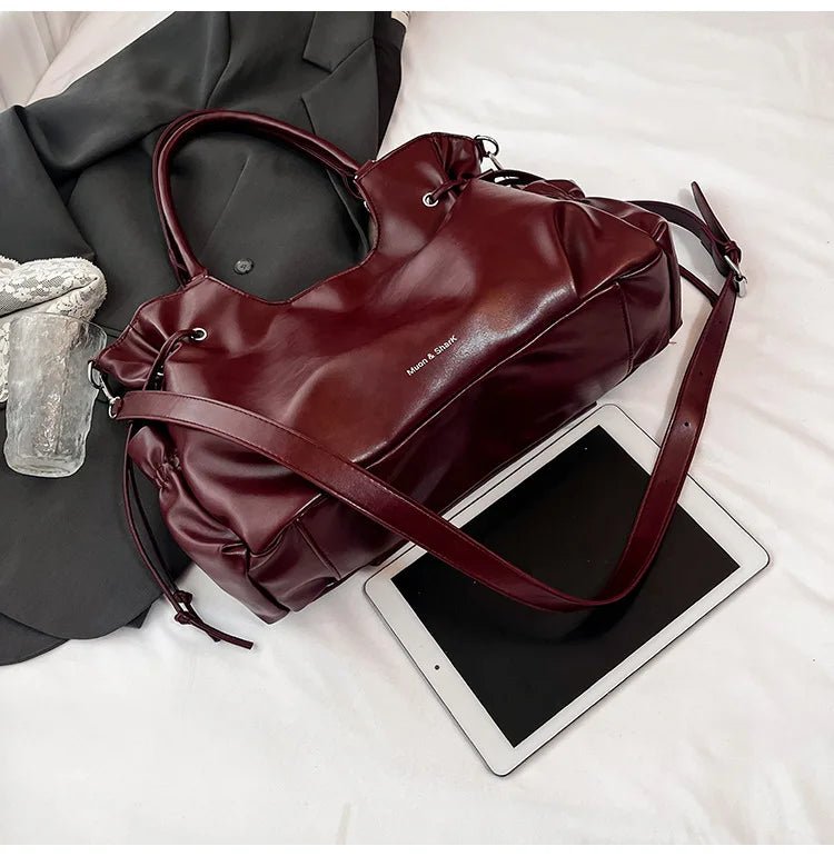 Fashionable Brand Design Tote Bag New Retro Shoulder Bag Casual Large-capacity Crossbody Bags Light Luxury High-end Women's Bags - Tara's Tiny Treasures