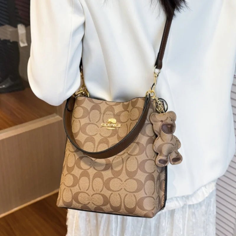 Fashionable style, elegant and luxurious handbag in the shape of a bucket, versatile and suitable for all occasions, single-shou - Tara's Tiny Treasures