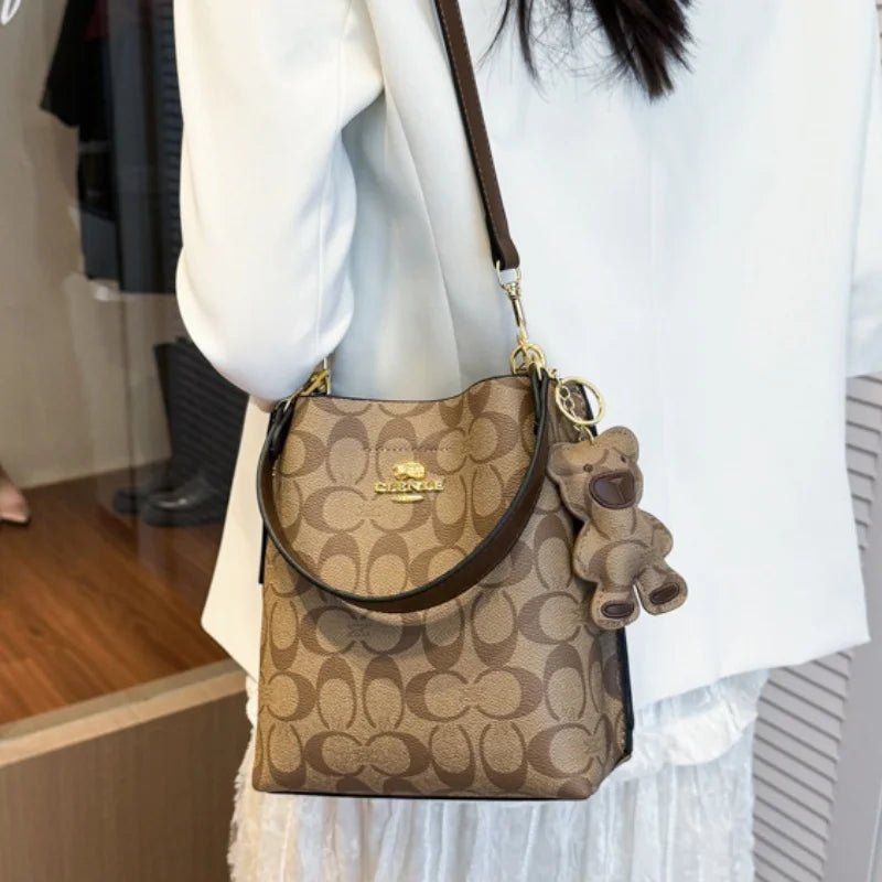 Fashionable style, elegant and luxurious handbag in the shape of a bucket, versatile and suitable for all occasions, single-shou - Tara's Tiny Treasures