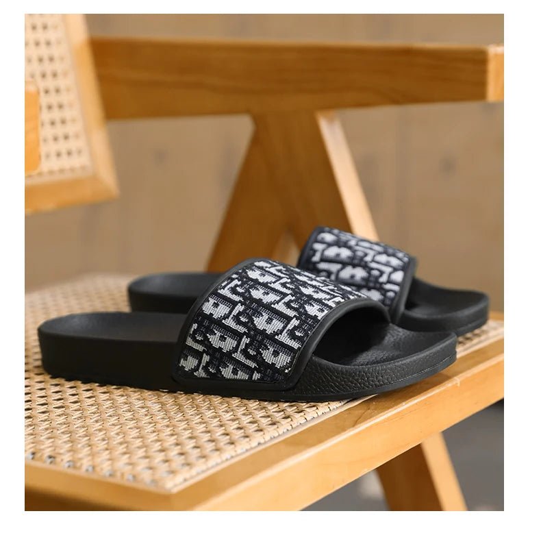 Men's Home Slippers Lightweight Summer New Style Flat and Worn Casual Retro Patterned Anti-slip Quick-drying Sandals - Tara's Tiny Treasures
